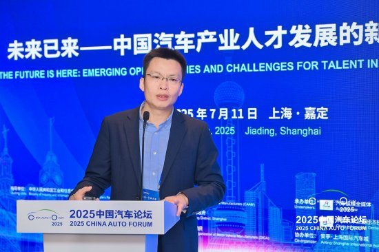 长安汽车人力资源副总经理蔡锦锋谈长安汽车对人才的重视：2005年招聘一个人才的薪酬是董事长的好几倍